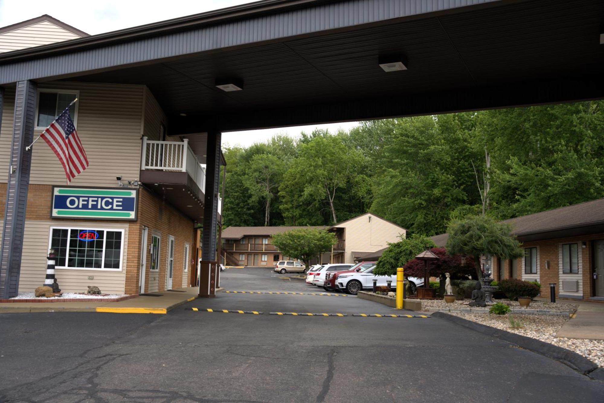 Carrier Motor Lodge Newington Exterior foto